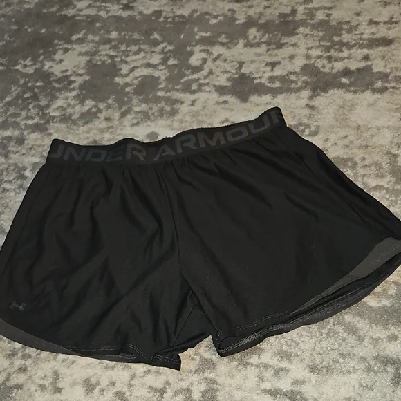 Under Armour Black Athletic Shorts Gray/Black Size 1X - Picture 1 of 4